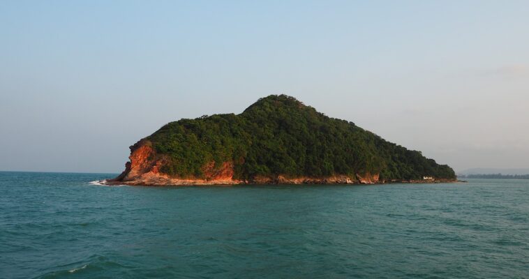 ratisland, songkhla, thailand